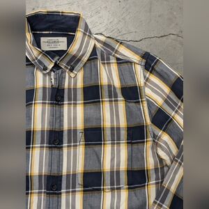 Pull&Bear Long Sleeve Button Down Shirt, Medium